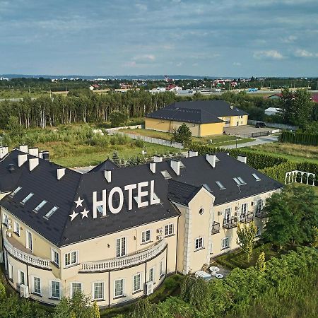 Palac Royal Hotel Rzeszów Exterior foto